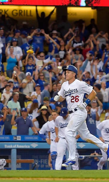Royals fall 5-4 to Dodgers on walk-off walk